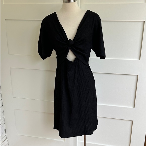 Astr Black Knot-Front Cutout Mini Dress - Picture 2 of 9
